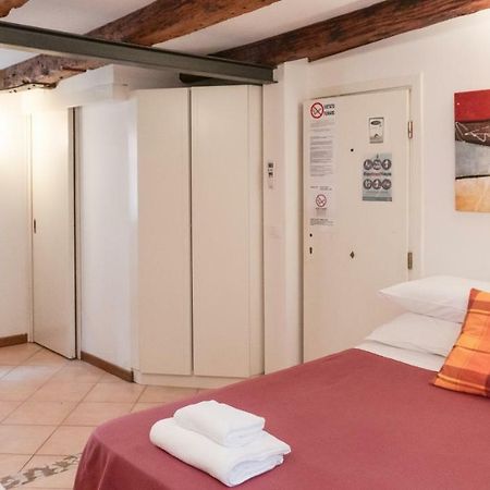 In The Heart Of Biennale Ac Wi-Fi Apartment Venice Exterior photo